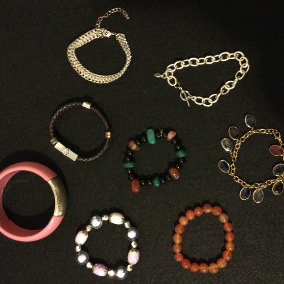 Lot of 8 women's bracelets mixed style and mixed materials - Picture 1 of 2